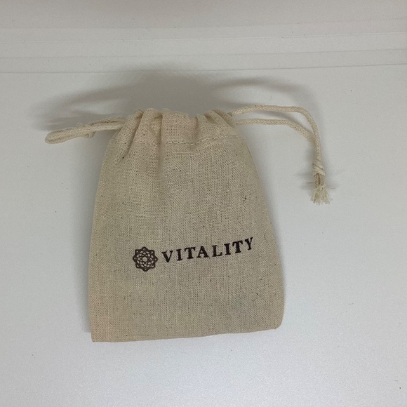 VITALITY Intuitive Goldtone Diffuser Necklace w/Lava Beads.  NEW  SALE $15 - Picture 5 of 5